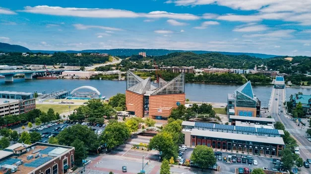 Overhead view of Tennesse Aquarium in Chattanooga