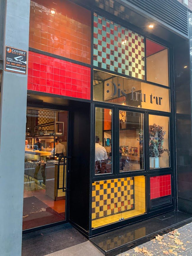 Disfrutar Restaurant in Barcelona If you spend 3 days in Barcelona, at least one fancy meal is in order. Here, we picture the entrance to the famous Barcelona restaurant, Disfrutar