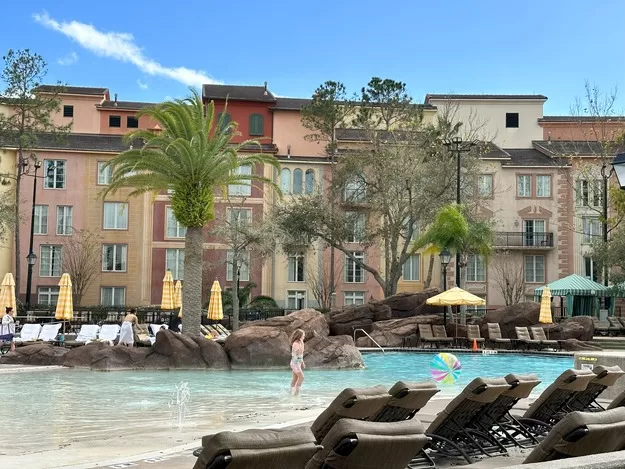 Loews Portofino Bay pool