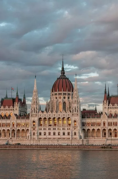 Budapest Hungary is a perfect option for affordable family travel in europe | orszaghaz in budapest